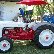 1ST PL TRACTOR, 1955 FORD 600.JPG